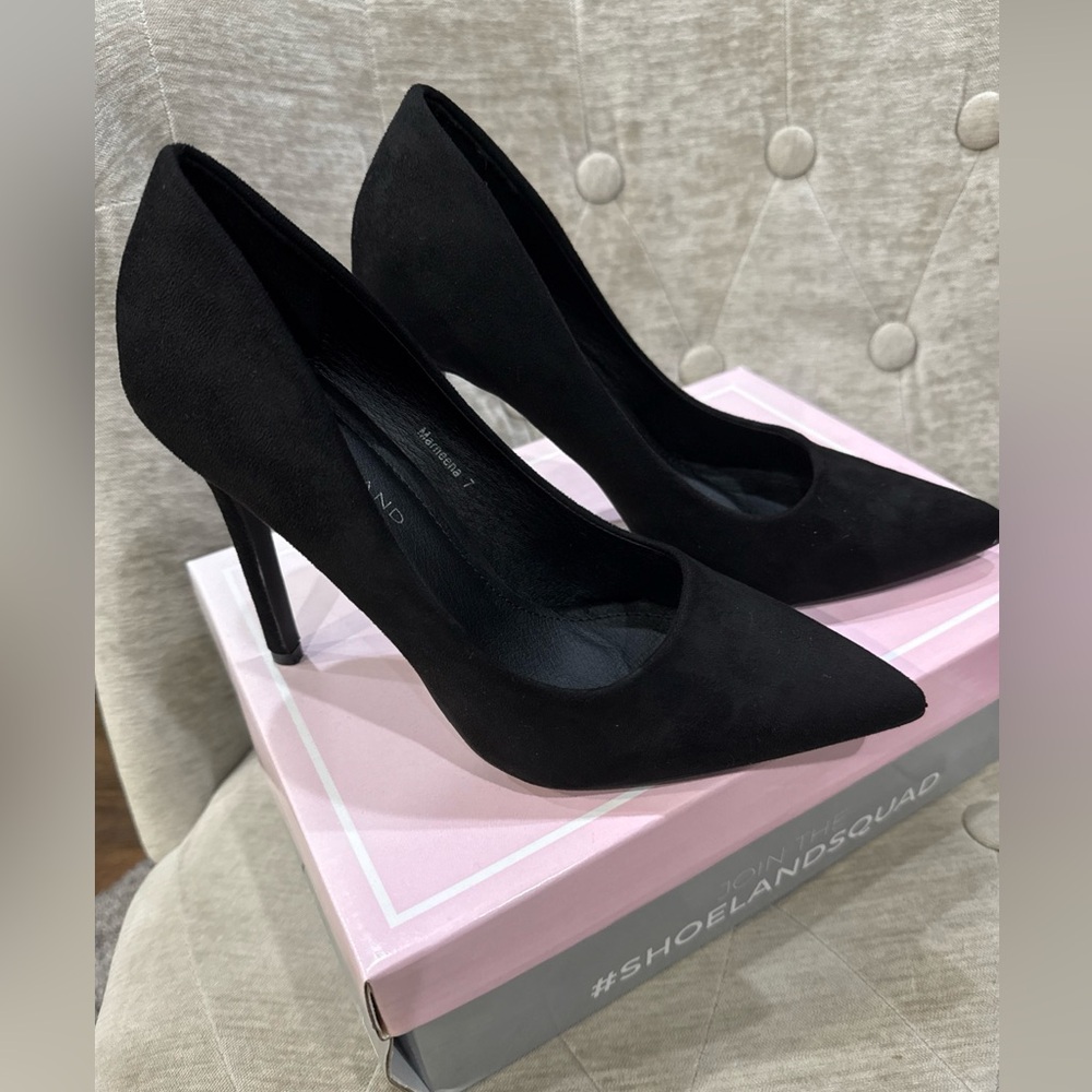 Shoe Land Herstyle Marneena Women’s Pump Black Faux Suede Heels Sz 7 X001XKSHCZ